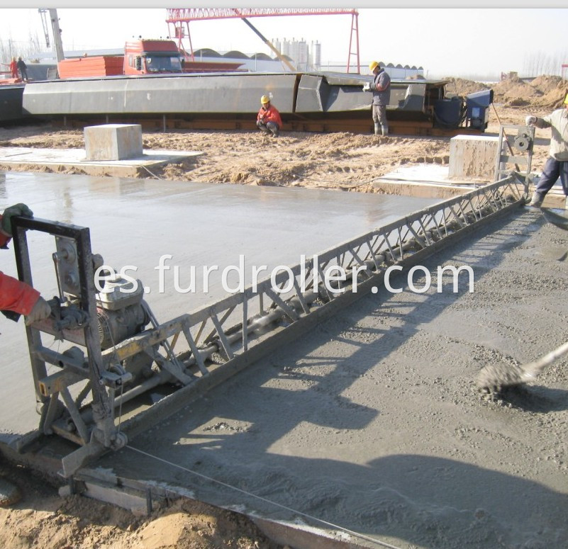 Concrete Vibrating Screed